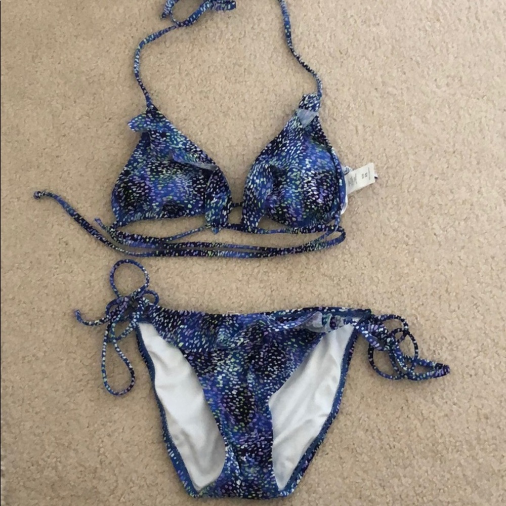 Bathing suit